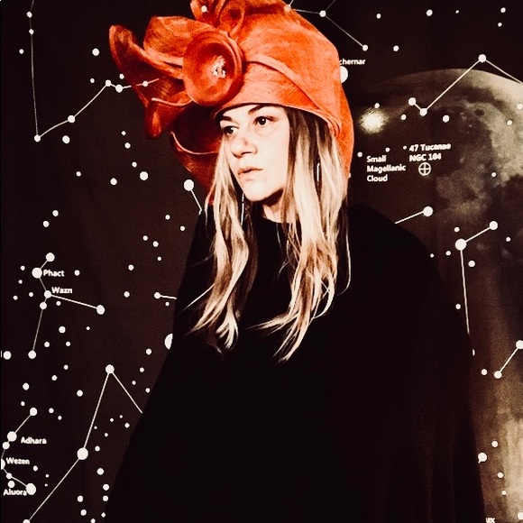 Meet your Posher, Jenn - Picture 11 of 12